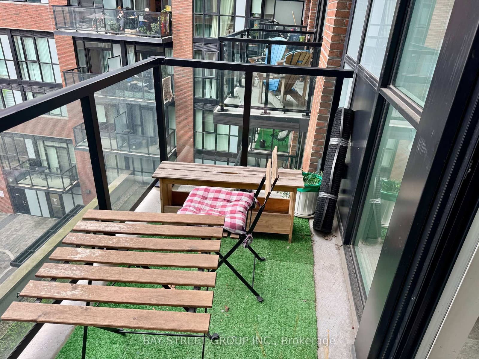 2300 St Clair Avenue W, Unit 515 thumbnail 34