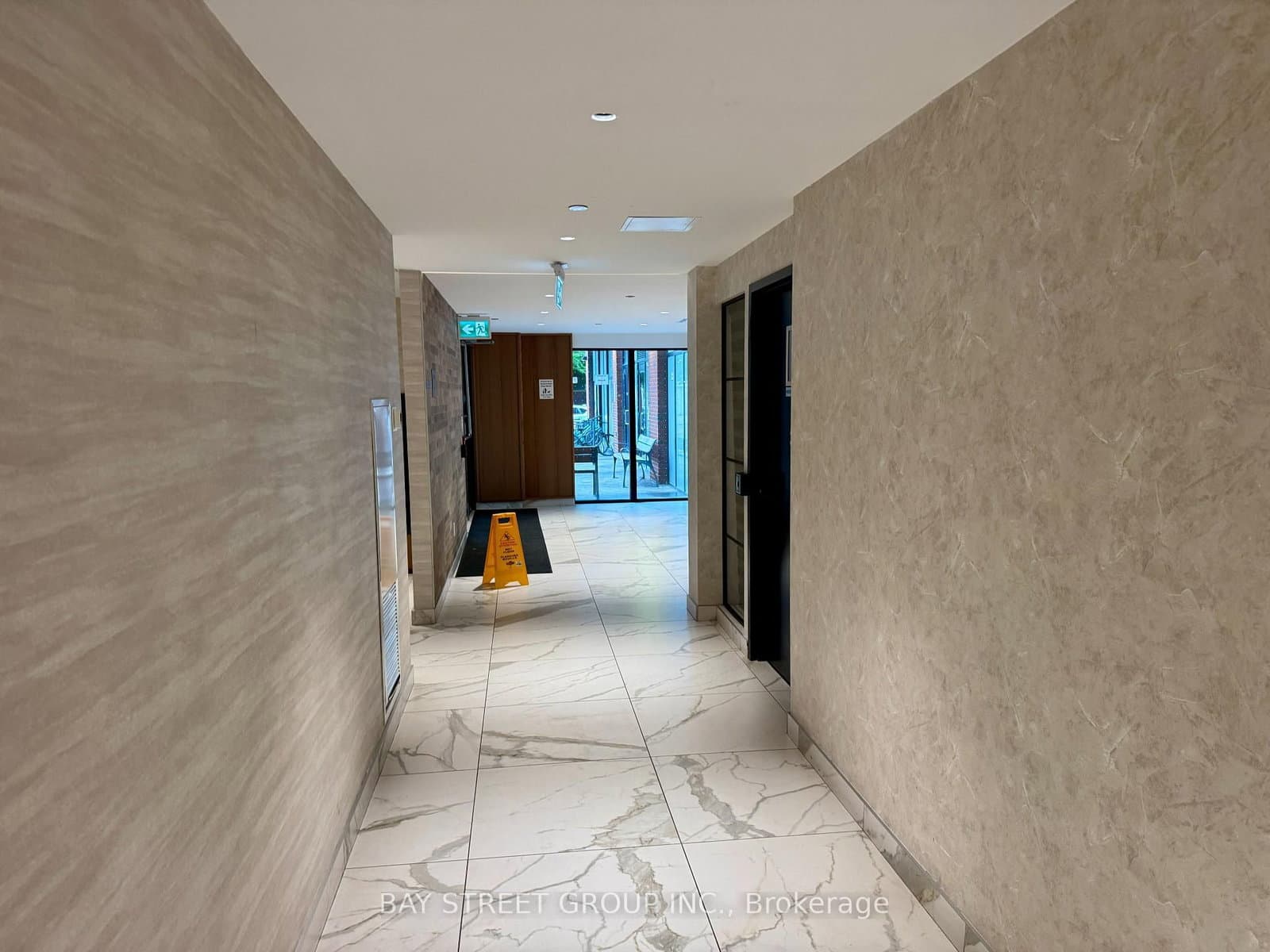 2300 St Clair Avenue W, Unit 515 thumbnail 6