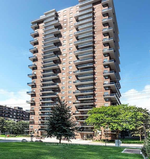 70 Park Street E, Unit 407 - Image 1