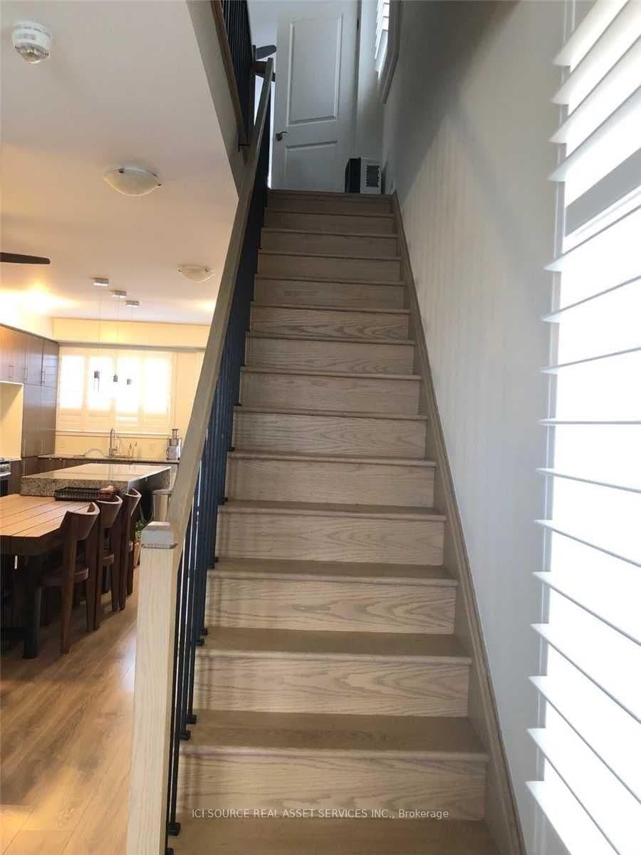 212 Squire Crescent thumbnail 10