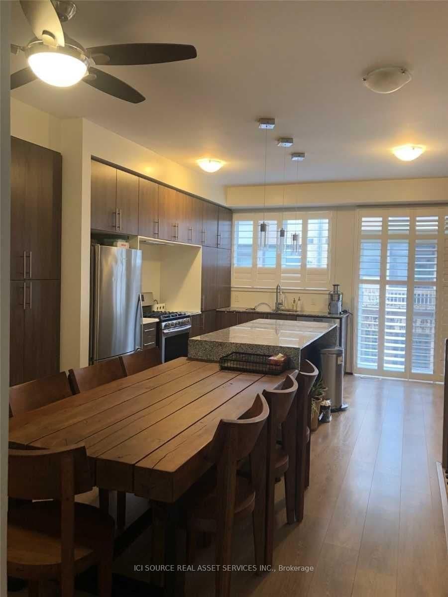 212 Squire Crescent thumbnail 6