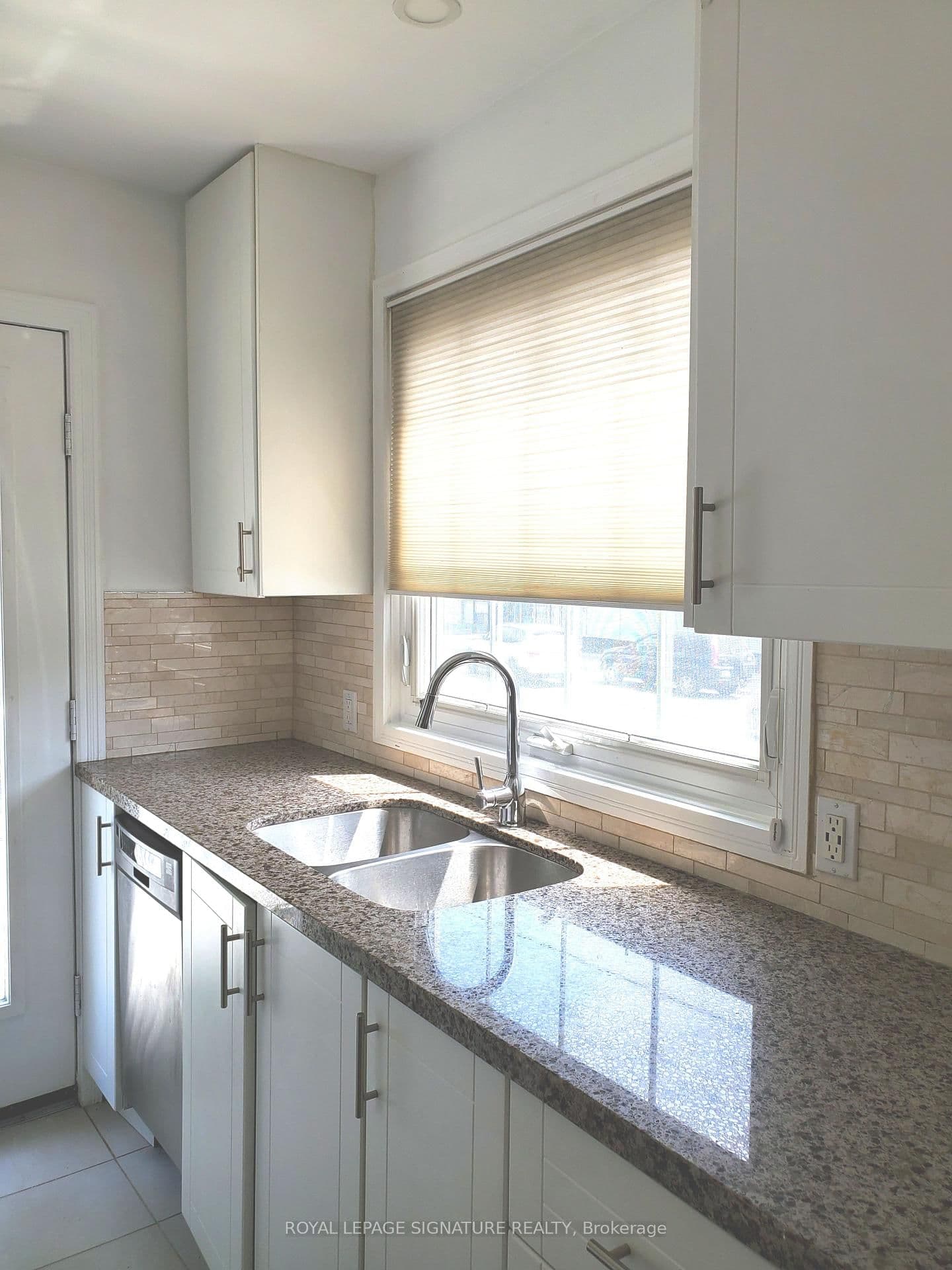 1 Maynard Avenue, Unit 1 thumbnail 13