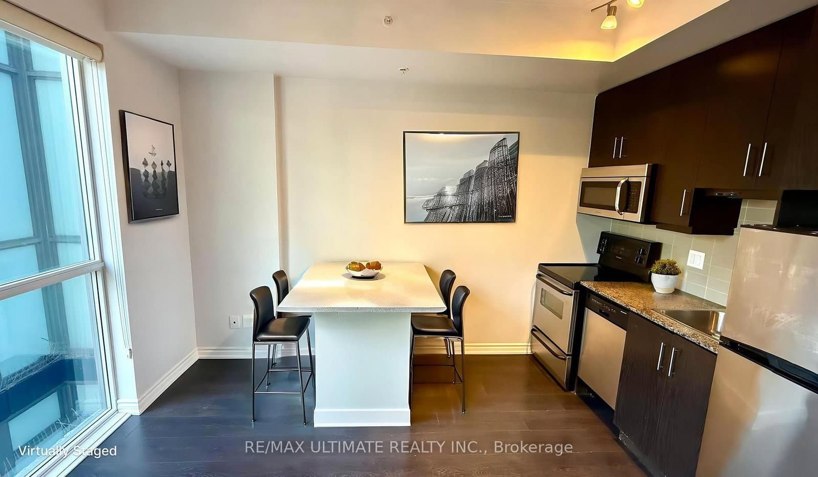 15 James Finlay Way, Unit 723 thumbnail 16