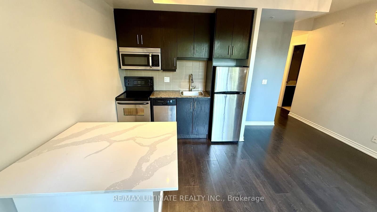 15 James Finlay Way, Unit 723 thumbnail 19