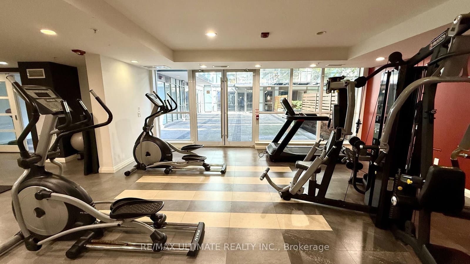 15 James Finlay Way, Unit 723 thumbnail 32