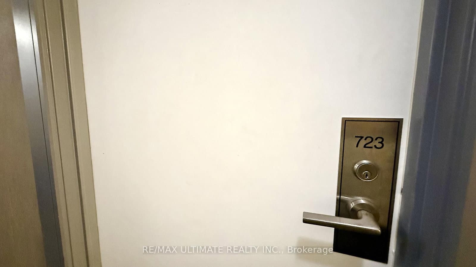 15 James Finlay Way, Unit 723 thumbnail 7