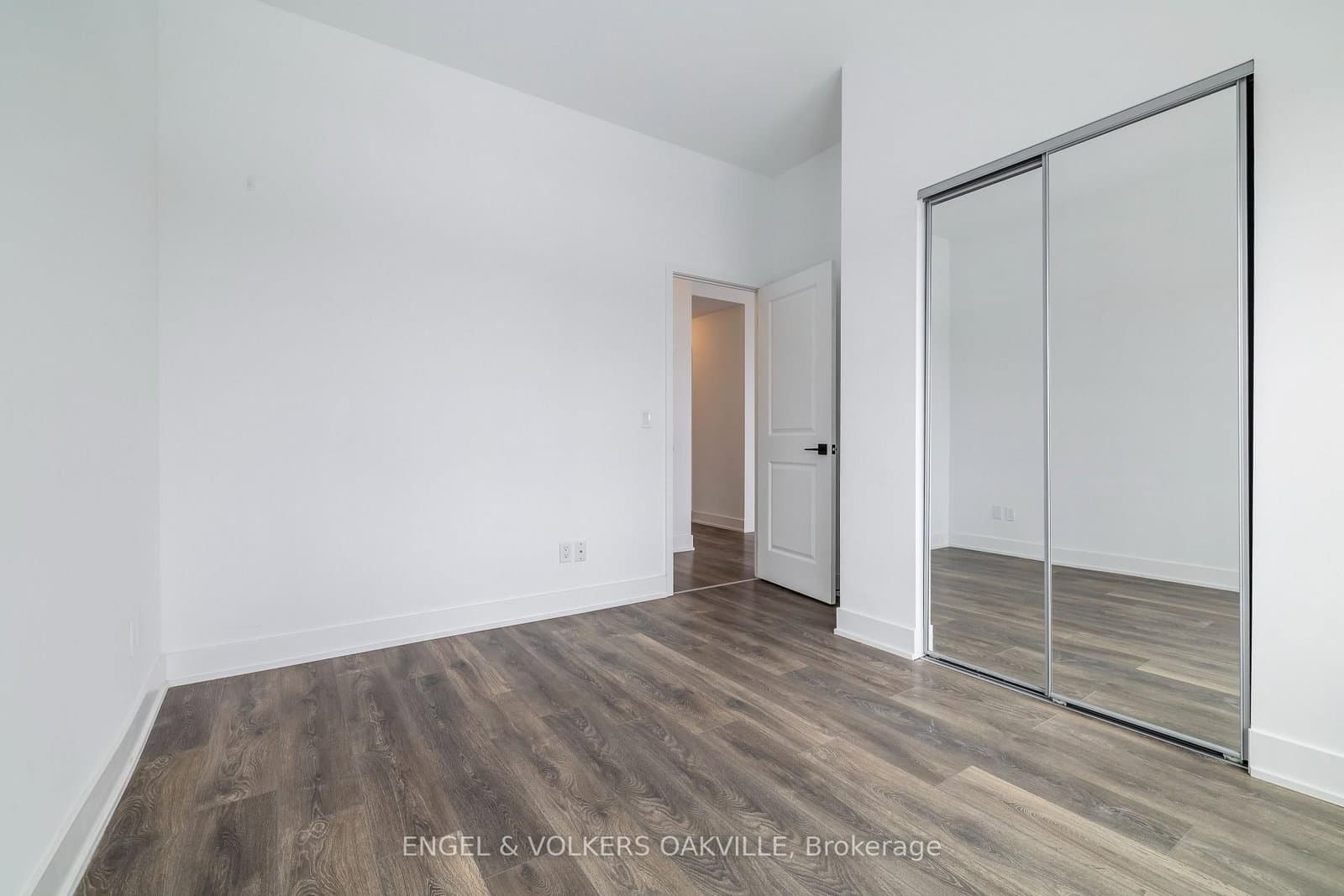 2481 Taunton Road, Unit 248 thumbnail 20