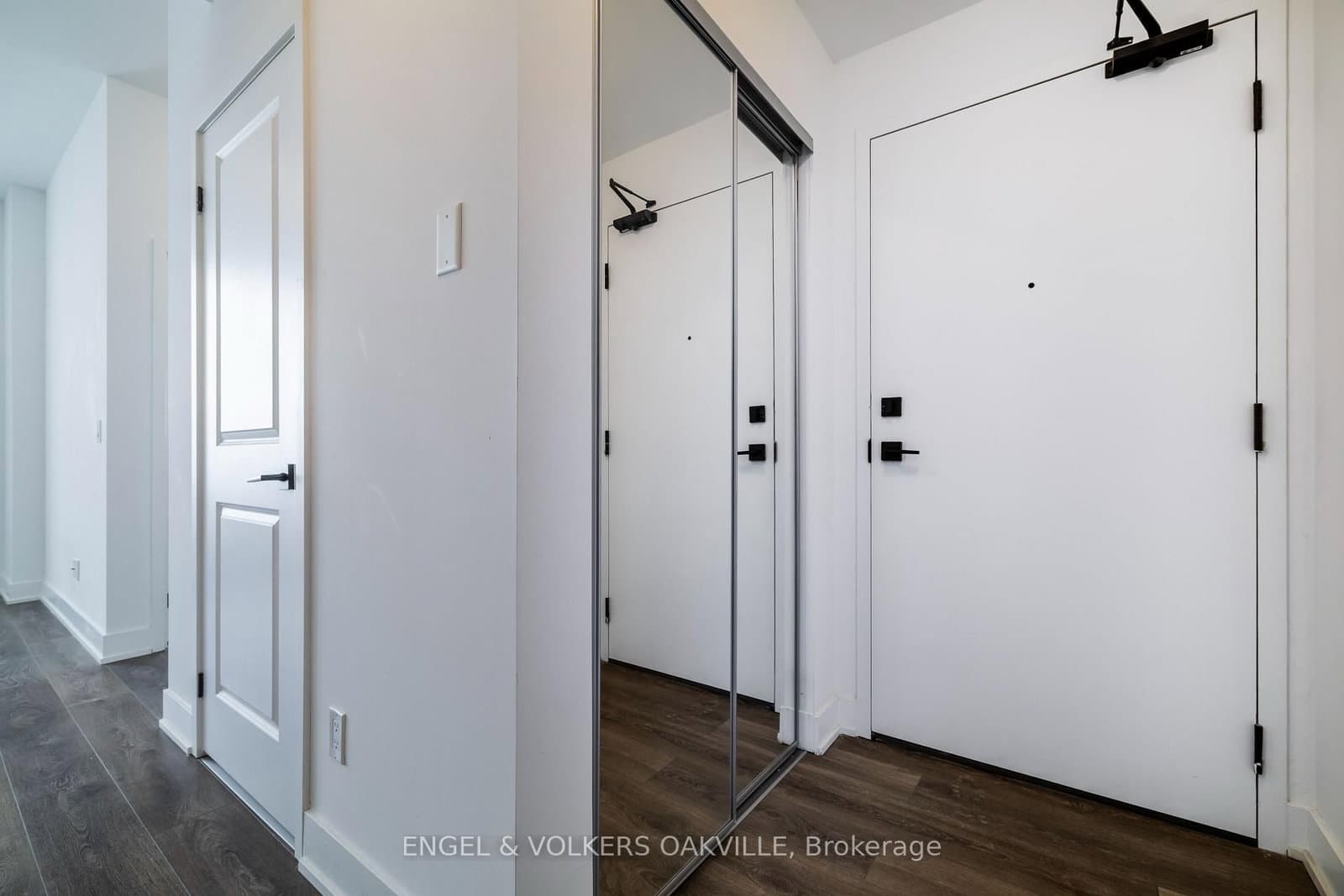 2481 Taunton Road, Unit 248 thumbnail 4