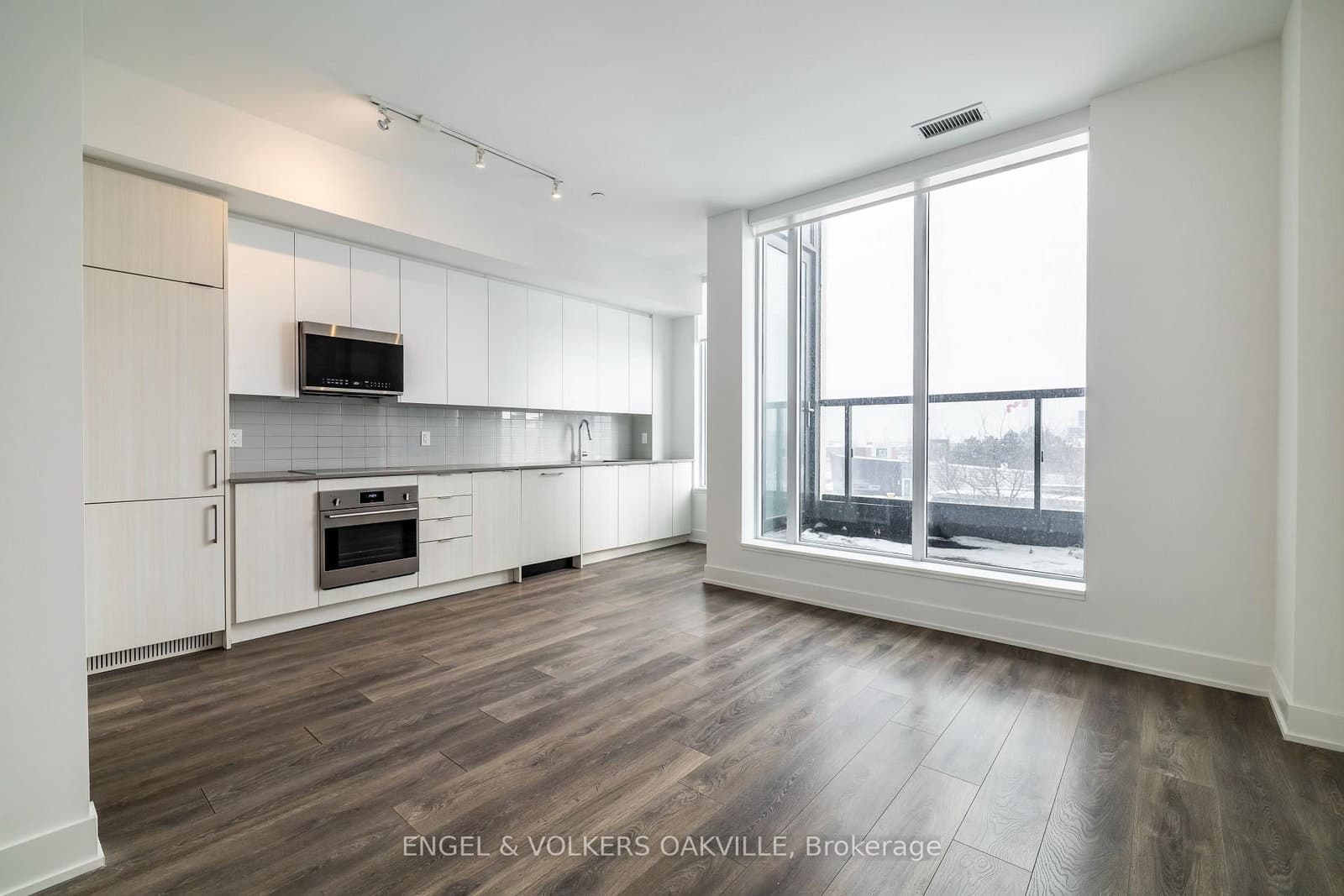 2481 Taunton Road, Unit 248 thumbnail 7
