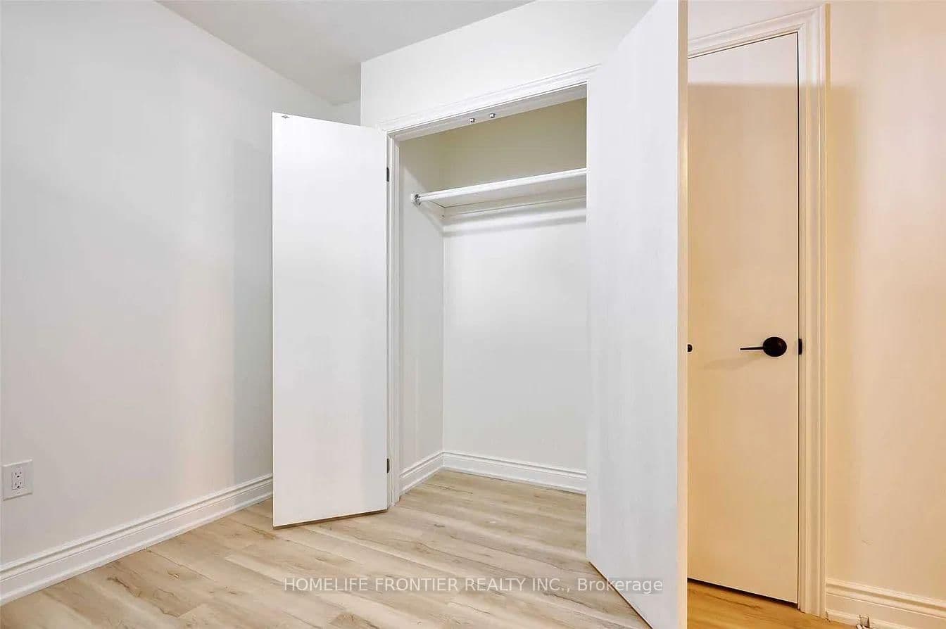 291 Scarlett Road, Unit 101 thumbnail 14