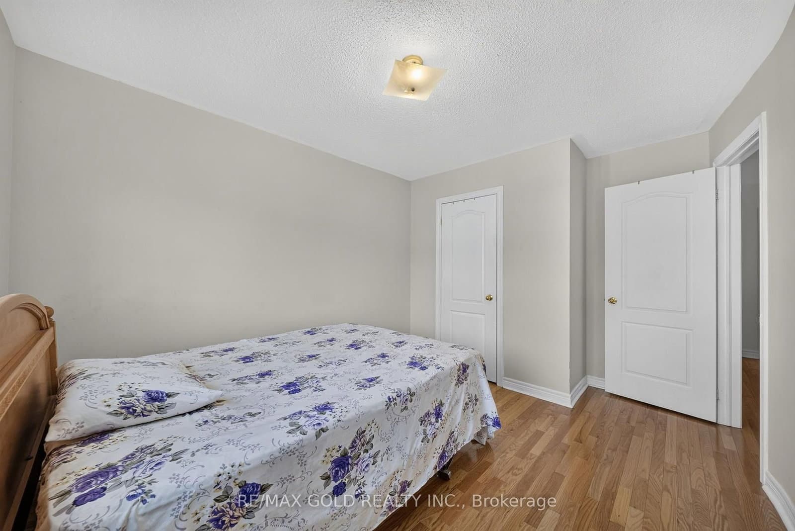 104 Everingham Circle thumbnail 28