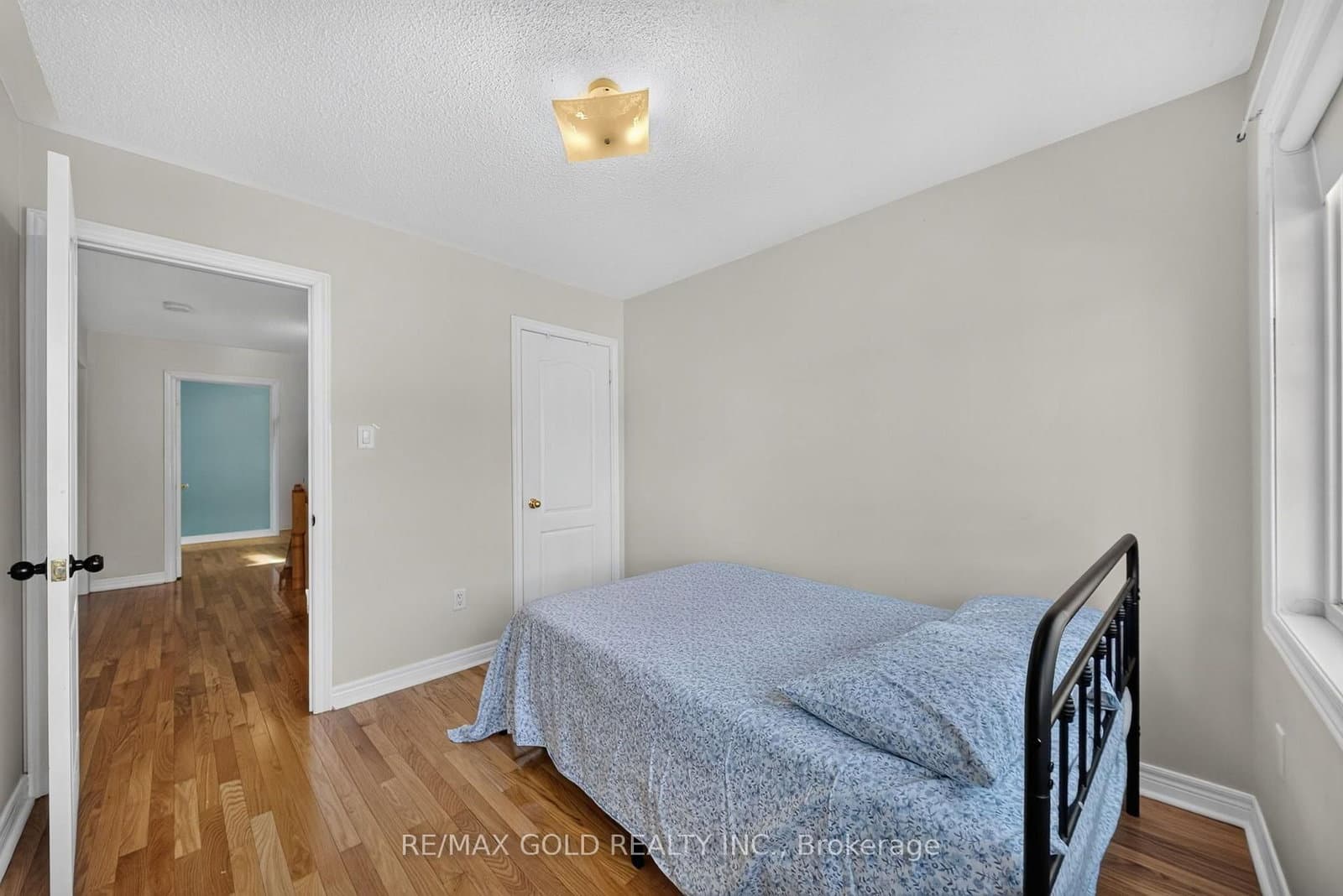 104 Everingham Circle thumbnail 31