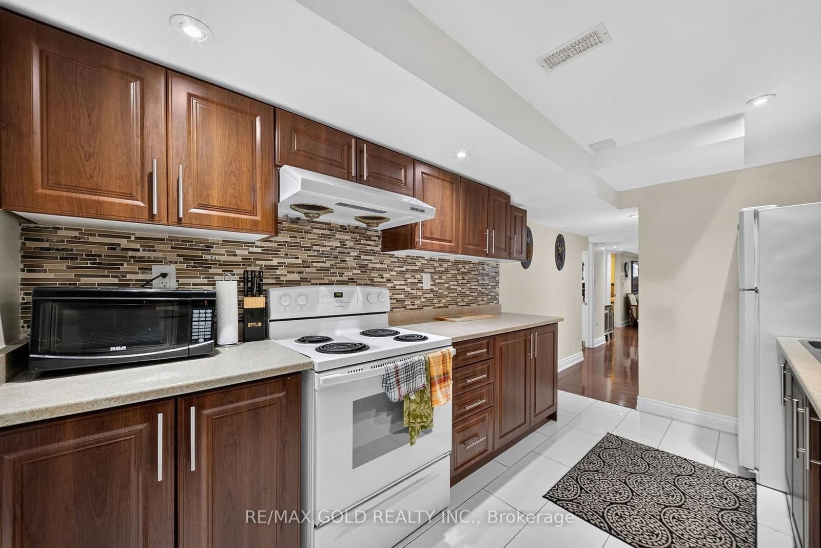 104 Everingham Circle thumbnail 35