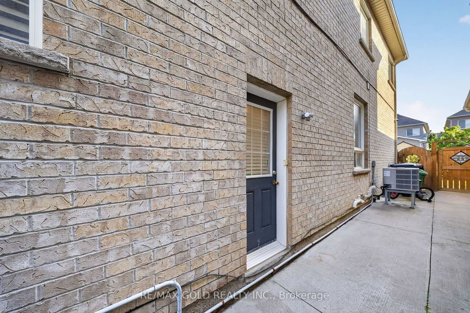 104 Everingham Circle thumbnail 41