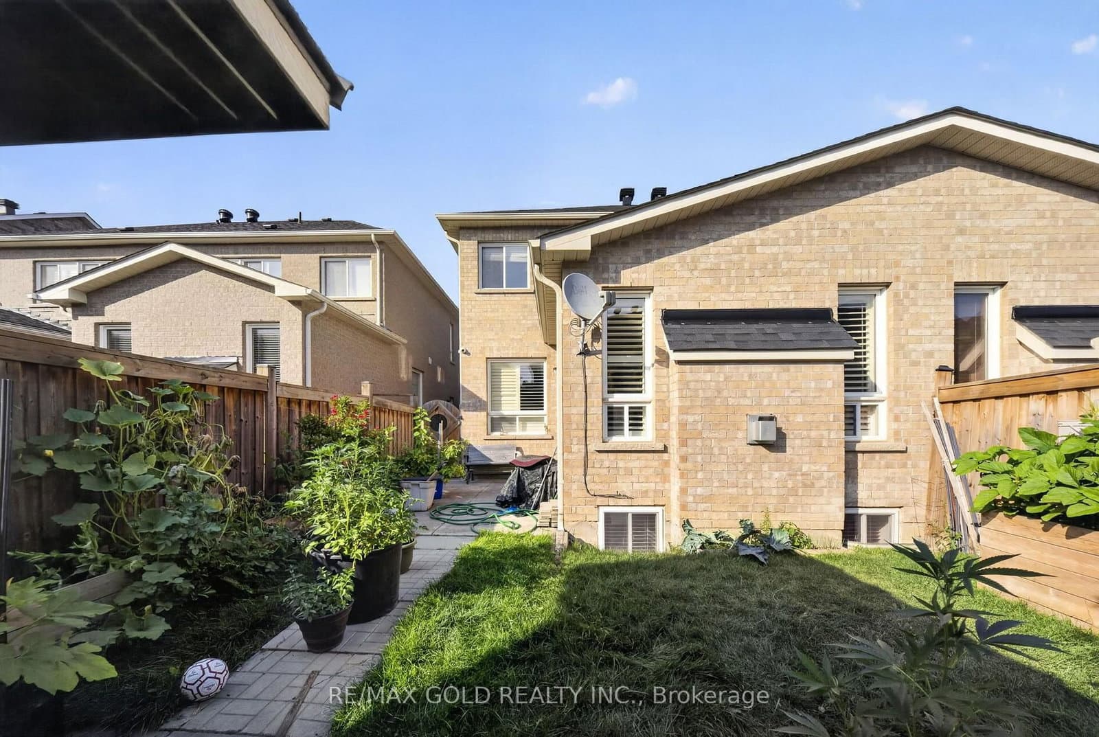104 Everingham Circle thumbnail 43