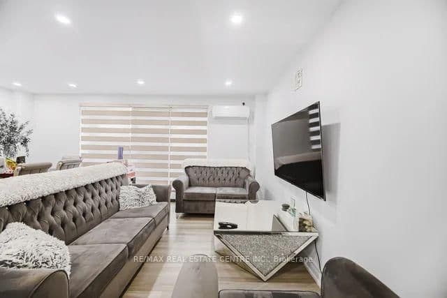 10 Eddystone Avenue, Unit 255 thumbnail 10