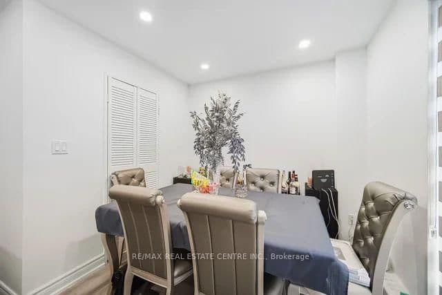 10 Eddystone Avenue, Unit 255 thumbnail 11