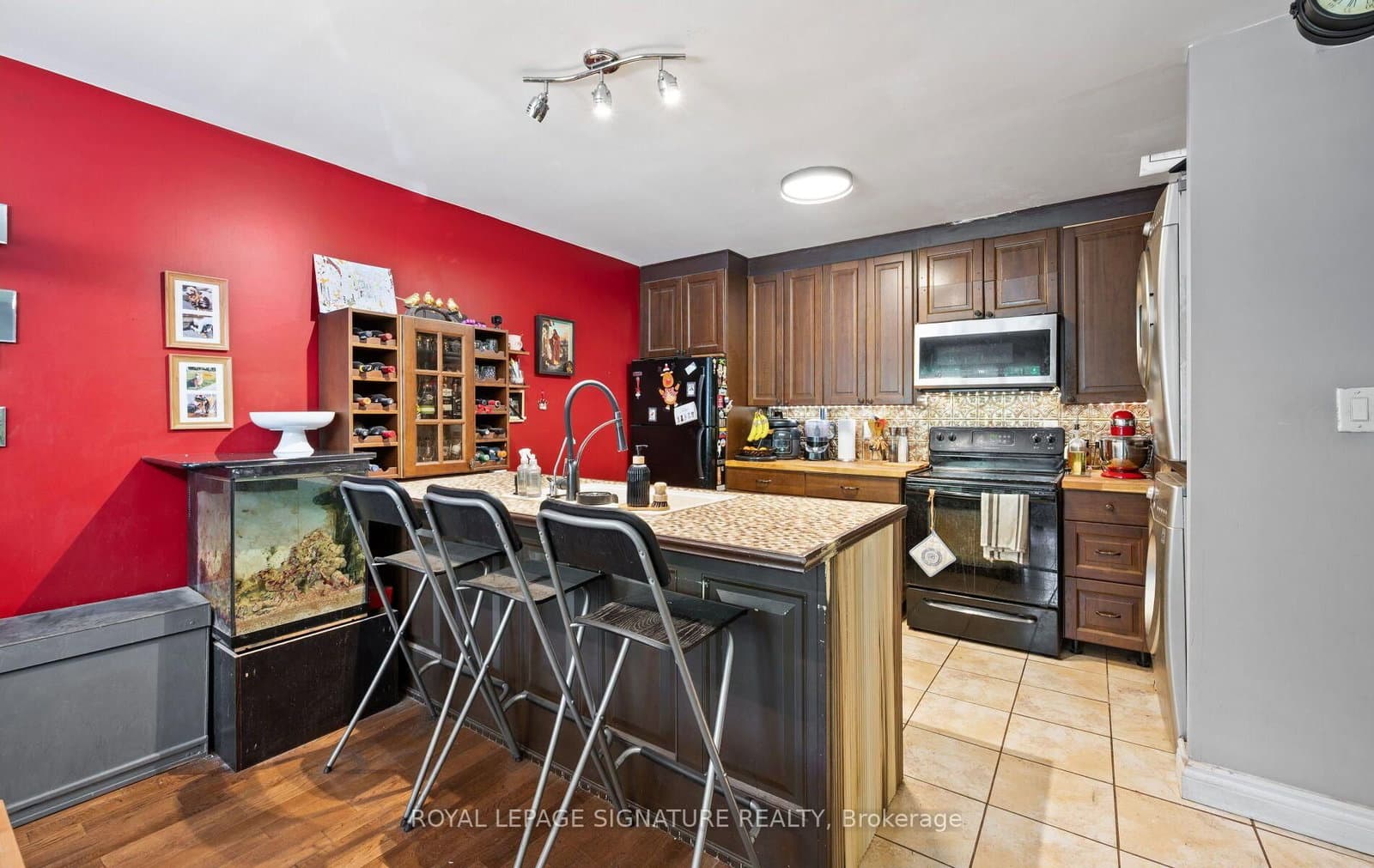 61 Ardglen Drive, Unit 9 thumbnail 18
