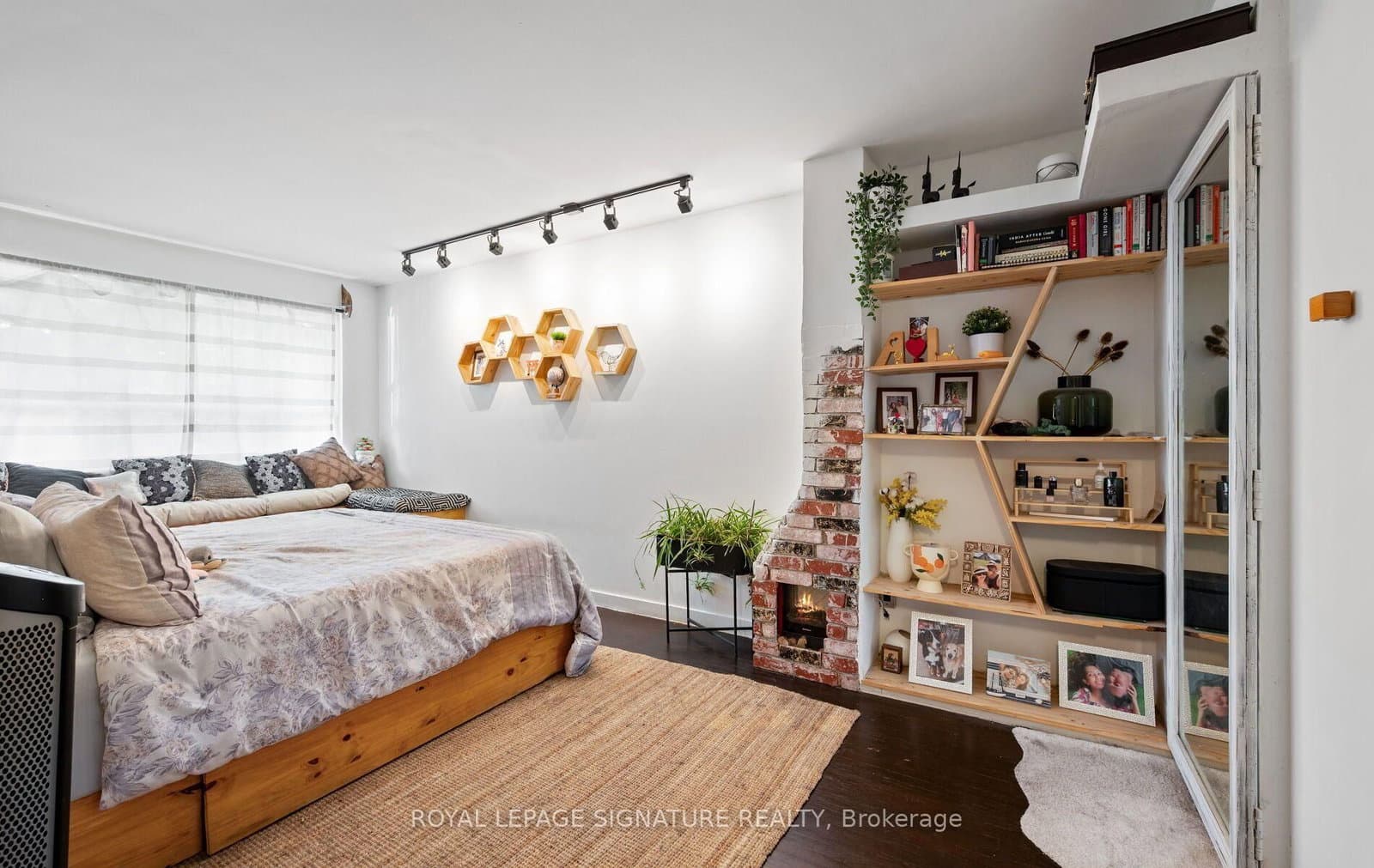 61 Ardglen Drive, Unit 9 thumbnail 24