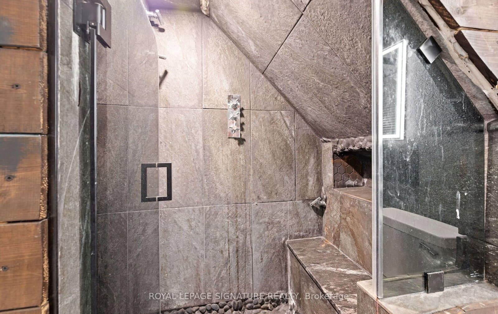 61 Ardglen Drive, Unit 9 thumbnail 45
