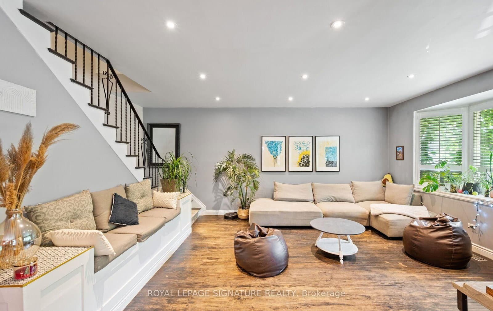 61 Ardglen Drive, Unit 9 thumbnail 6