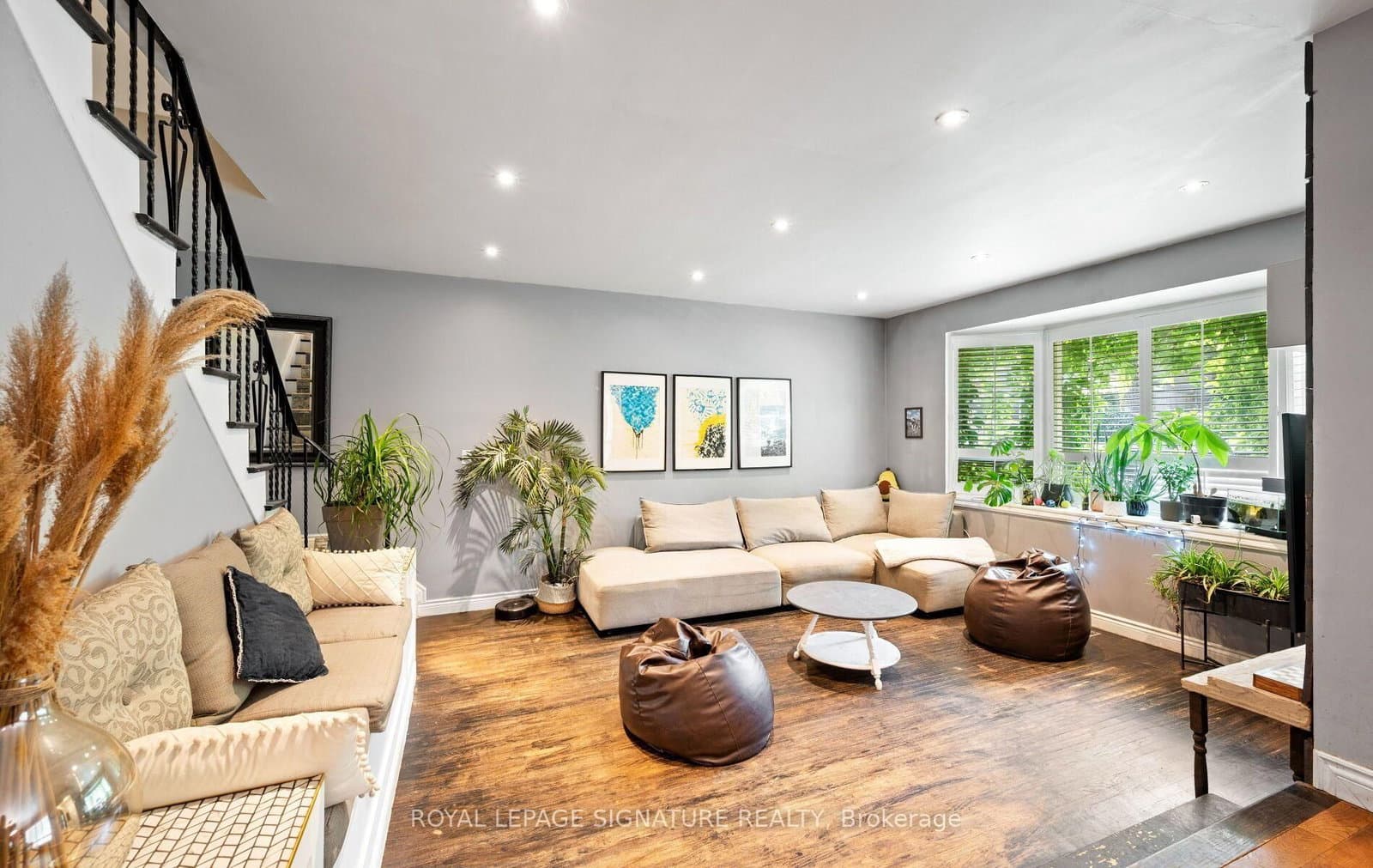 61 Ardglen Drive, Unit 9 thumbnail 7