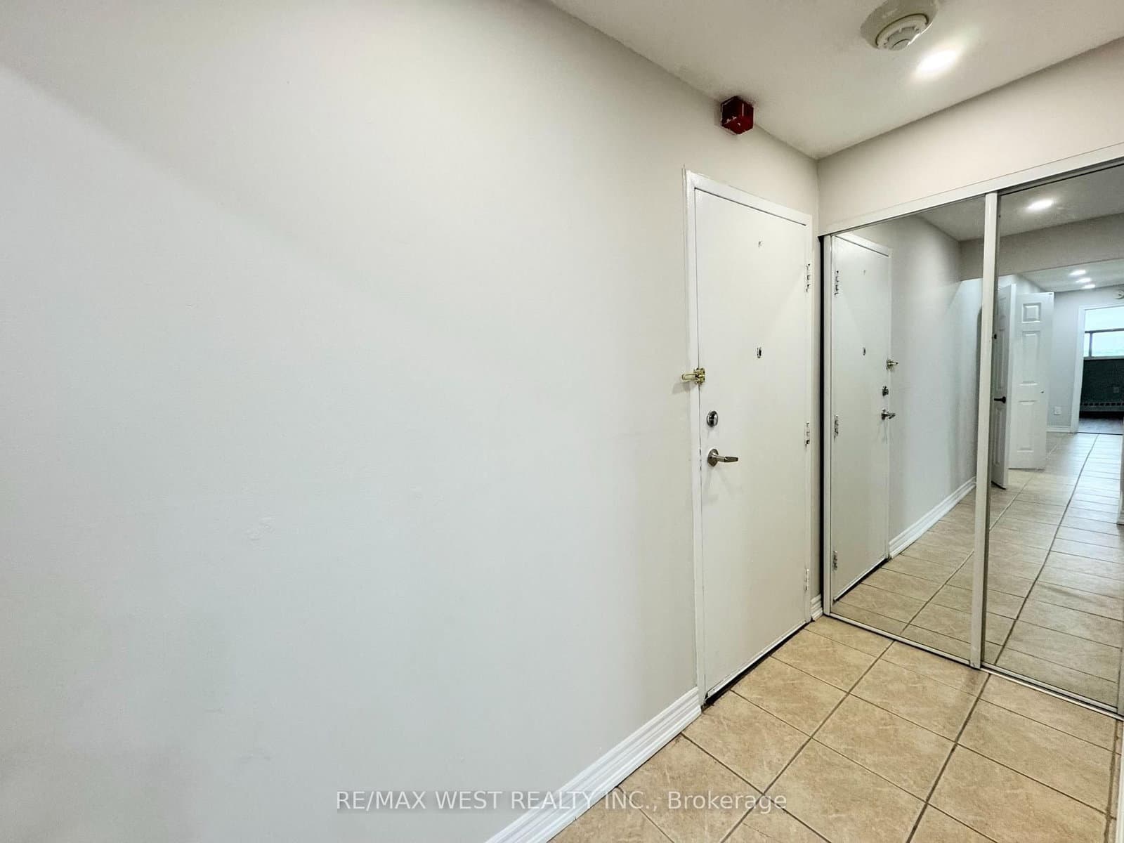 3533 Derry Road E, Unit 709 thumbnail 2