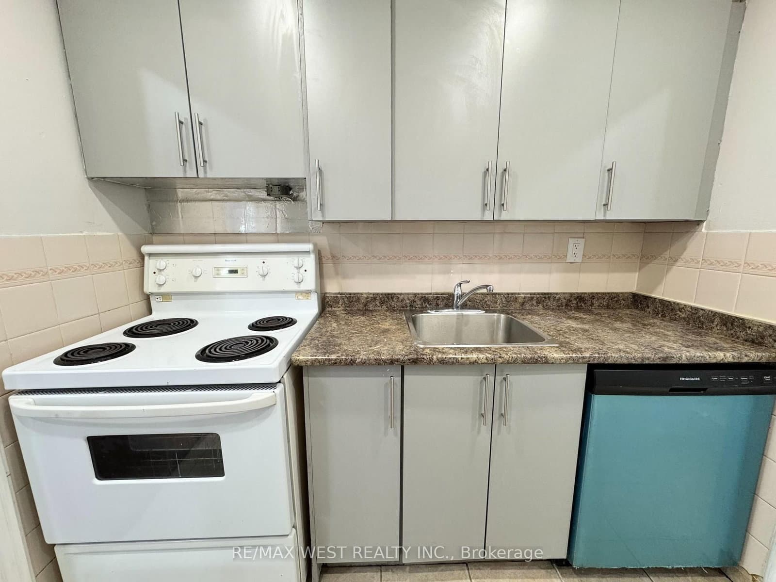 3533 Derry Road E, Unit 709 thumbnail 8