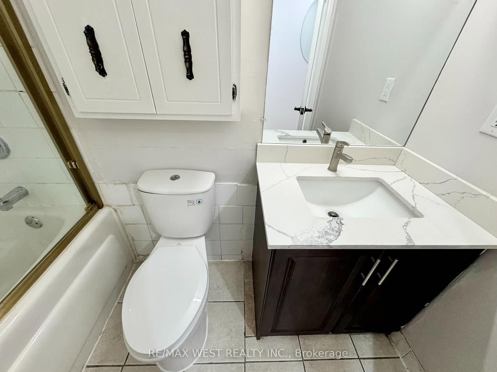 3533 Derry Road E, Unit 709 thumbnail 22