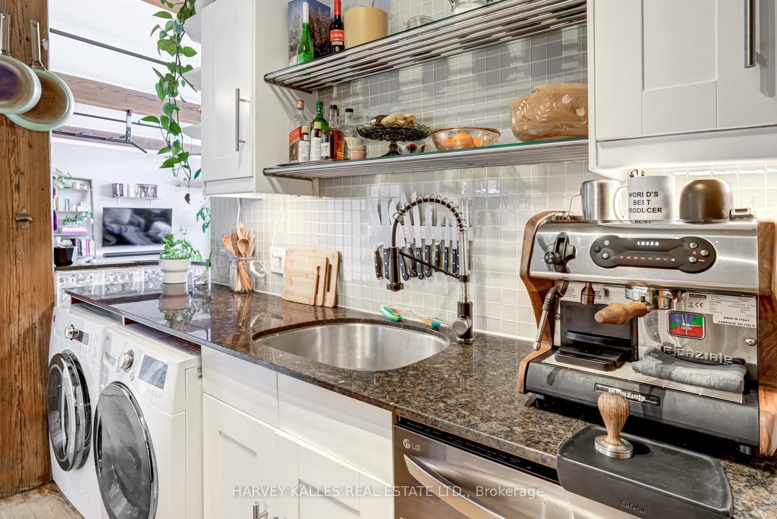 24 Noble Street, Unit 304 thumbnail 12