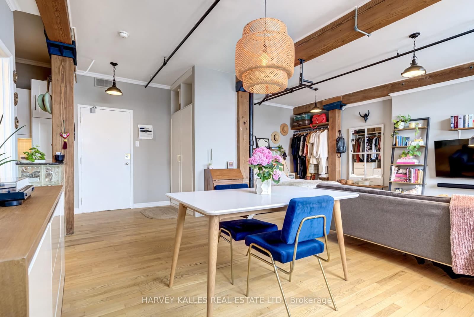 24 Noble Street, Unit 304 thumbnail 18