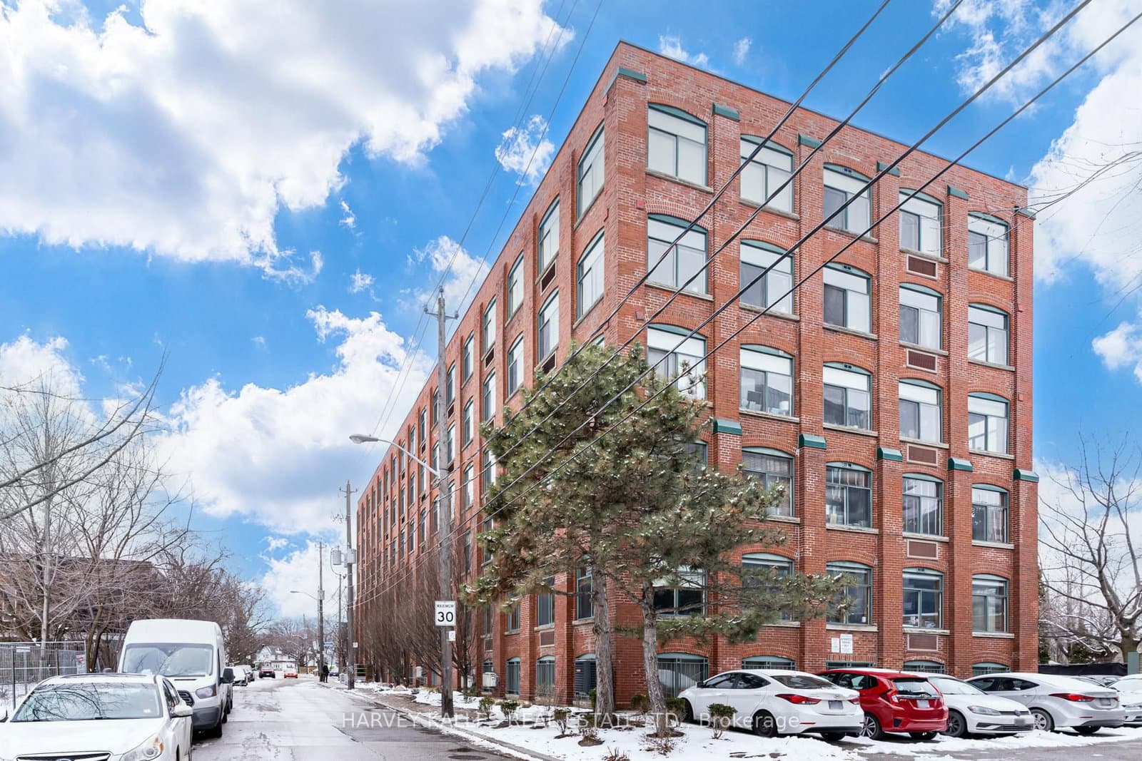 24 Noble Street, Unit 304 thumbnail 3