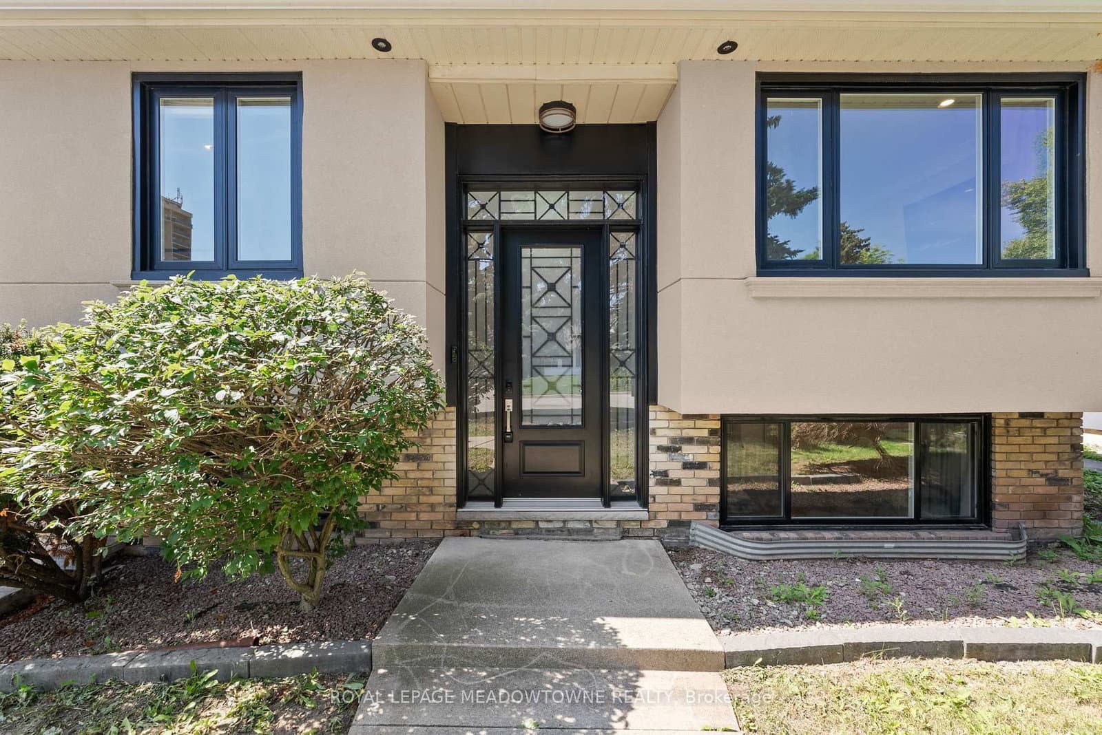 1268 Forest Hill thumbnail 43
