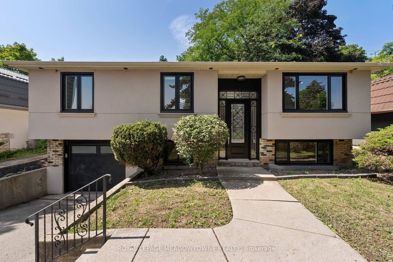 1268 Forest Hill thumbnail 44