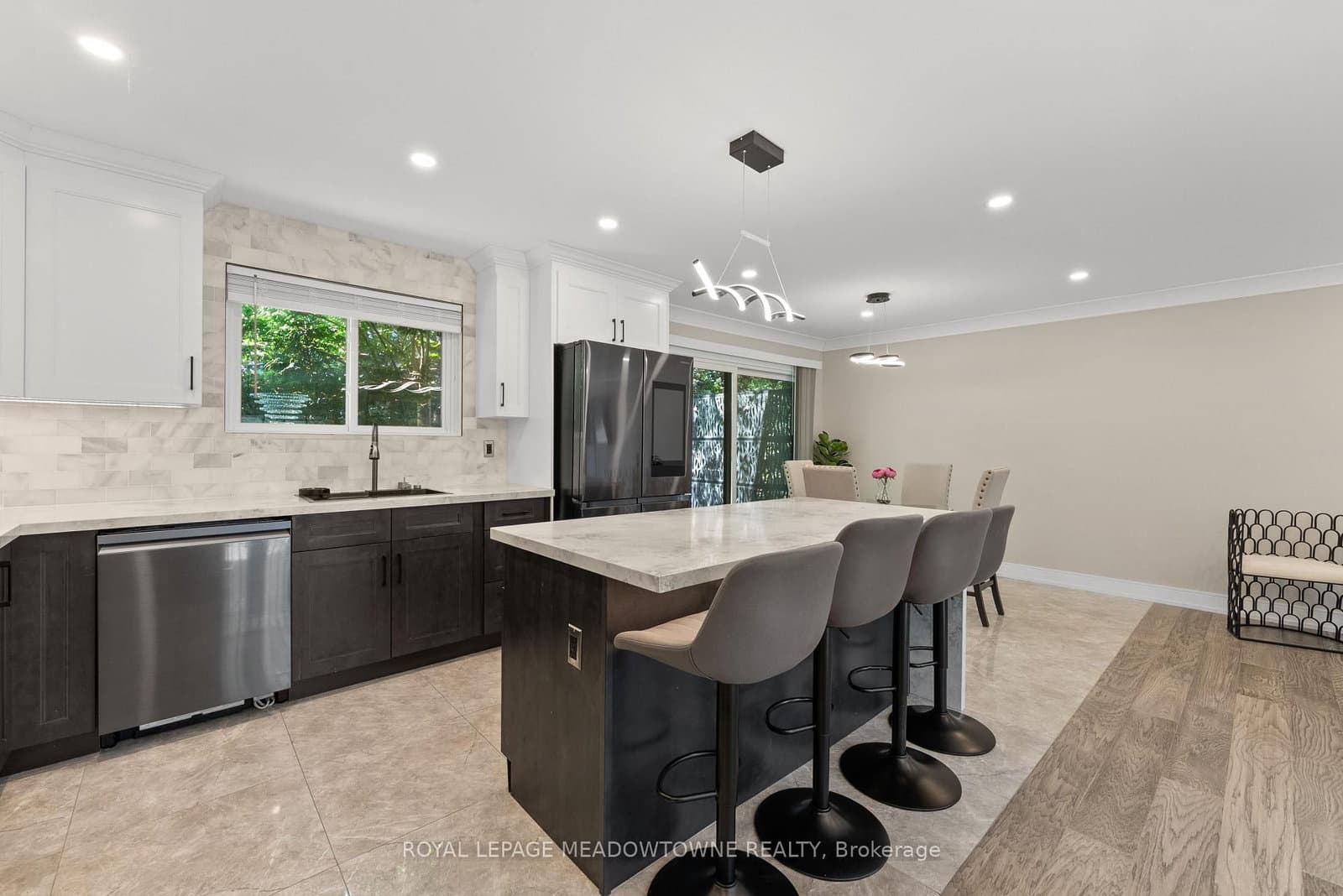 1268 Forest Hill thumbnail 9
