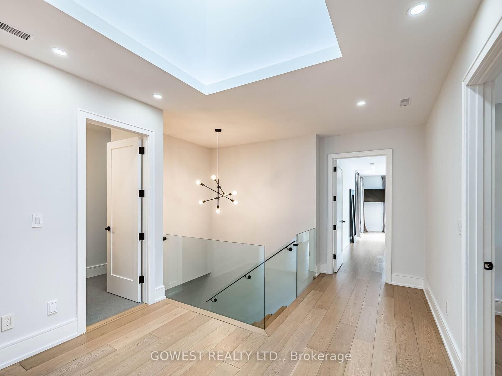 402 Niar Avenue thumbnail 19