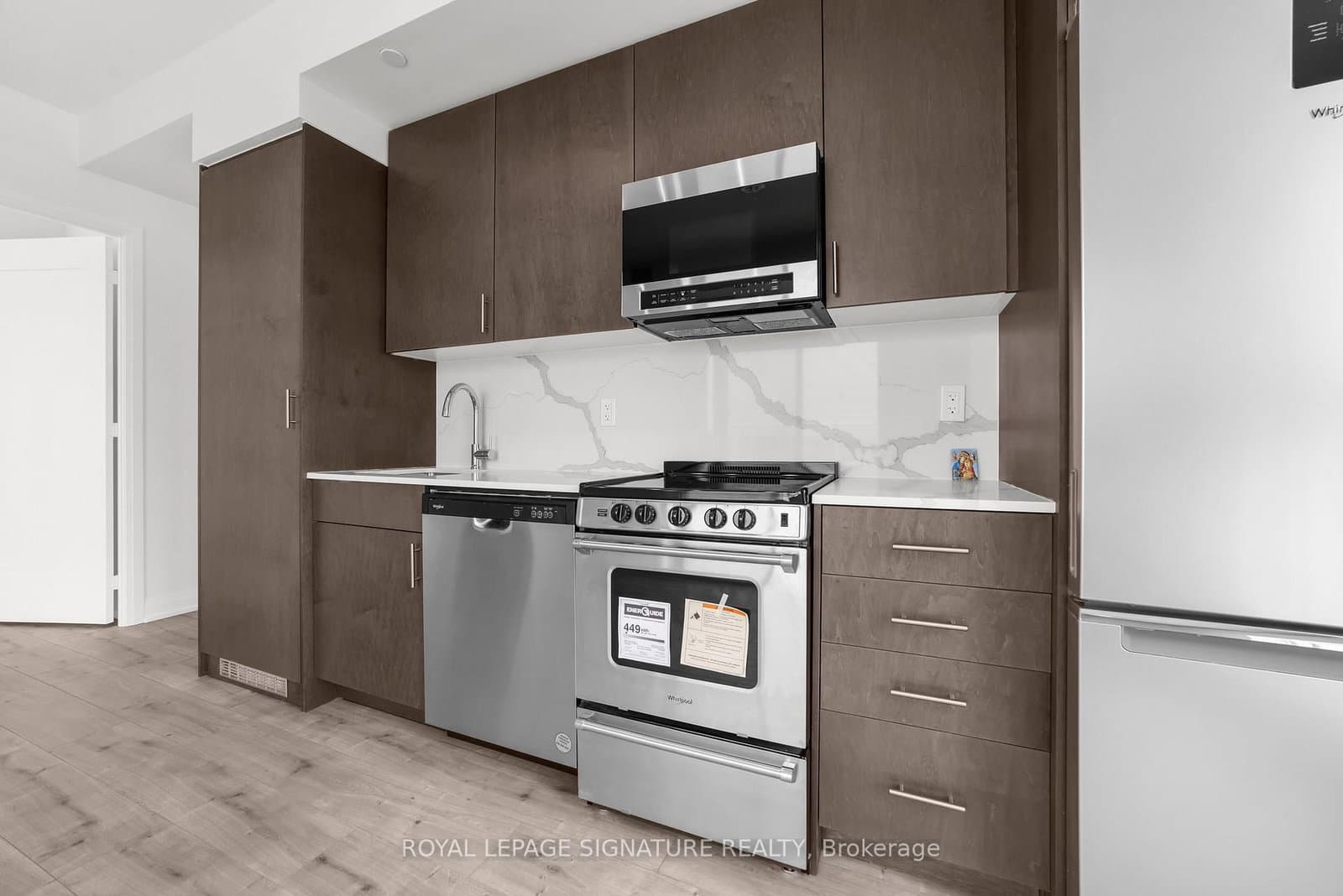 412 Silver Maple Road, Unit 716 thumbnail 16
