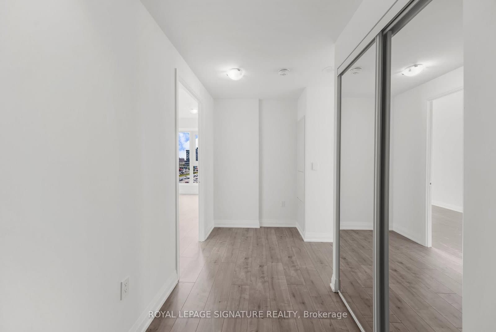 412 Silver Maple Road, Unit 716 thumbnail 24