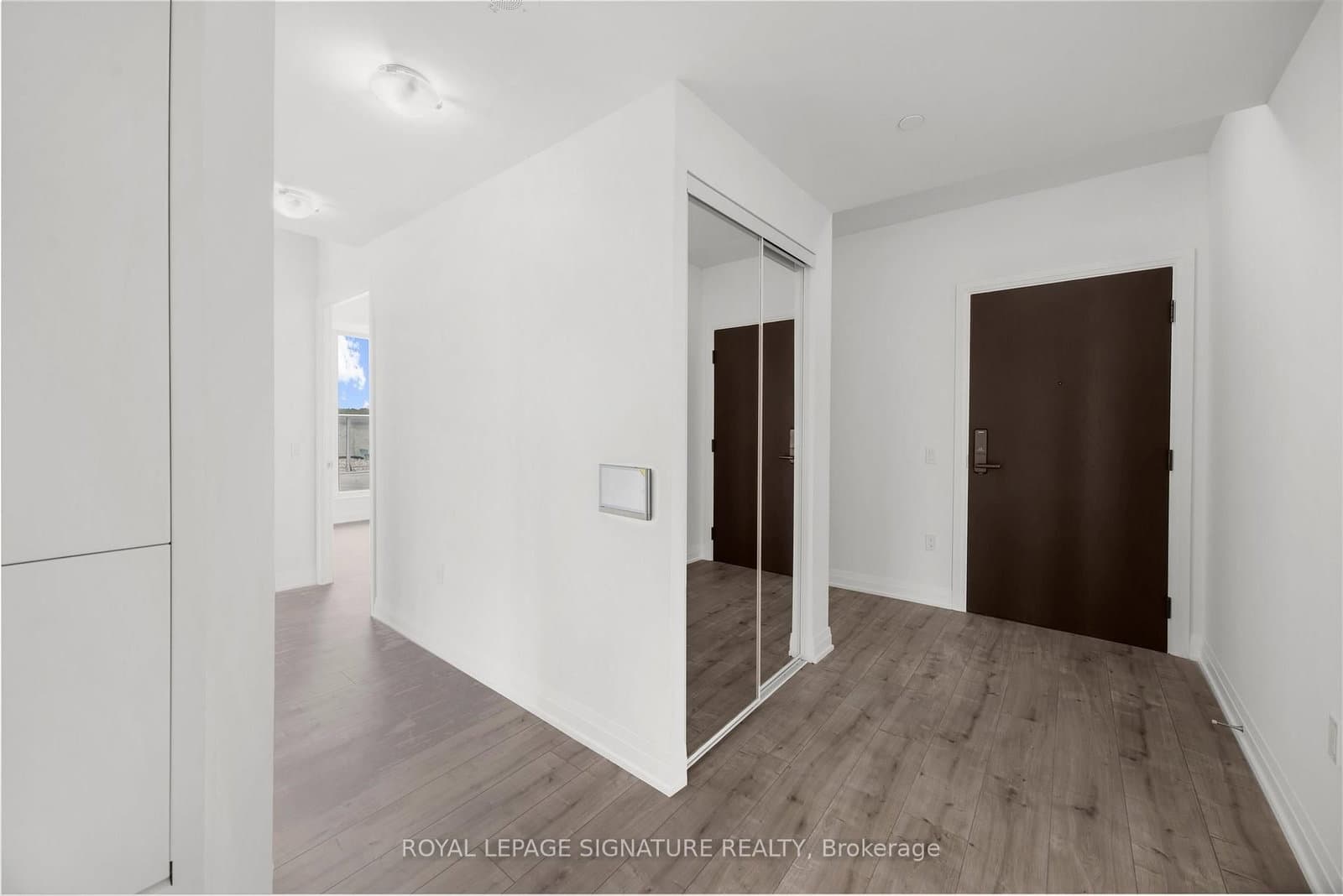 412 Silver Maple Road, Unit 716 thumbnail 5