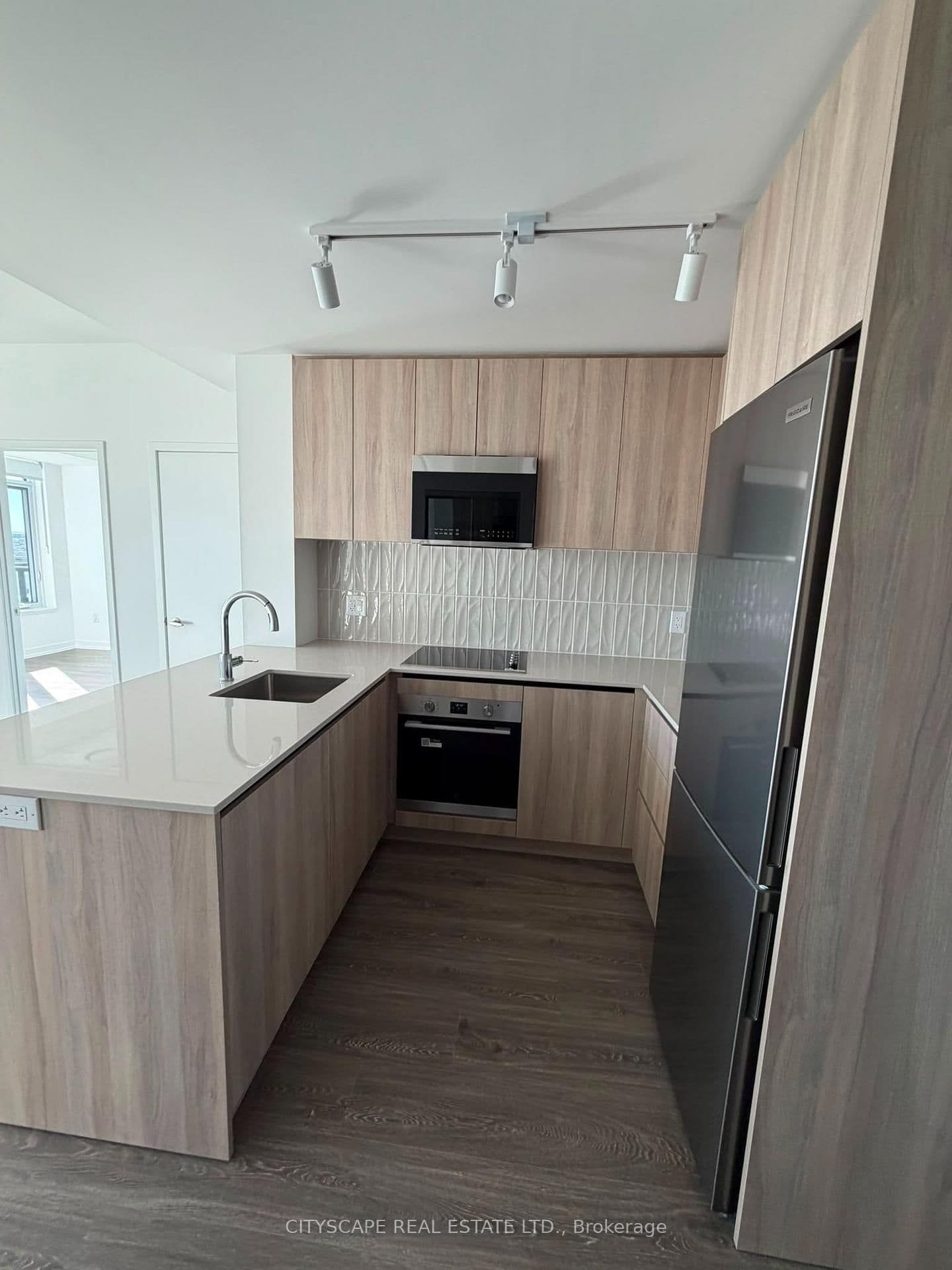 2485 Eglinton Avenue W, Unit 1323 thumbnail 8