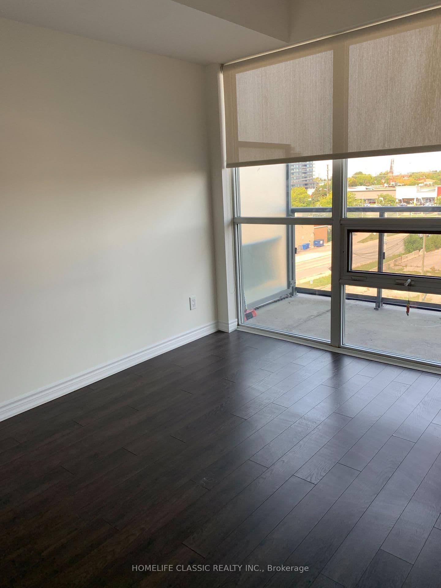 15 James Finlay Way, Unit 611 thumbnail 10