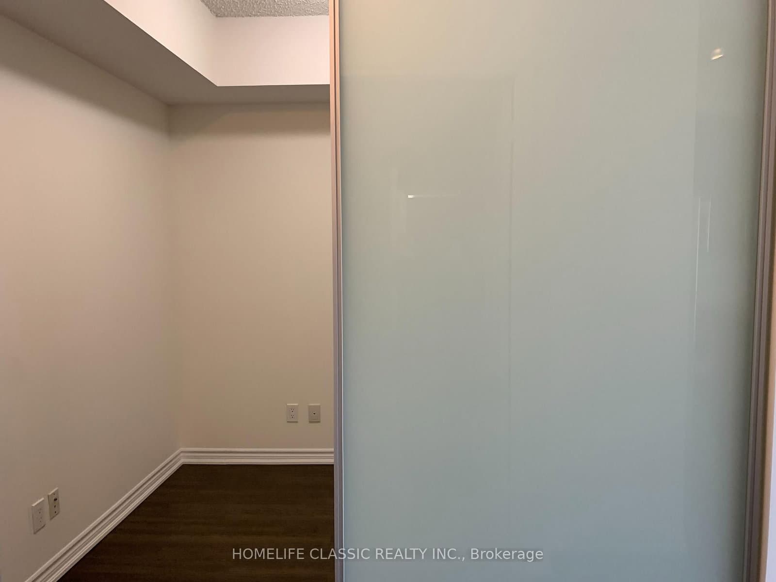 15 James Finlay Way, Unit 611 thumbnail 16