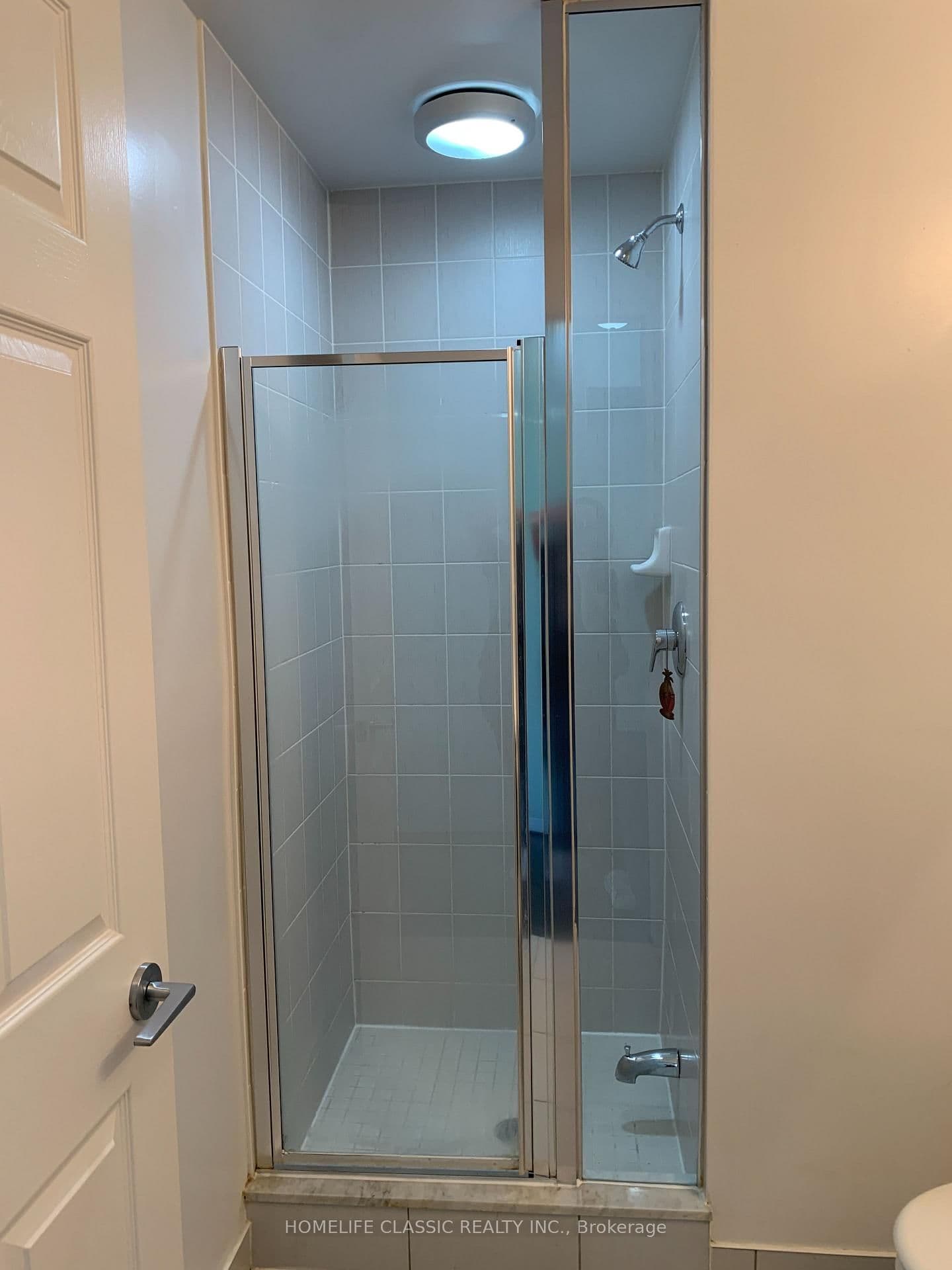 15 James Finlay Way, Unit 611 thumbnail 20