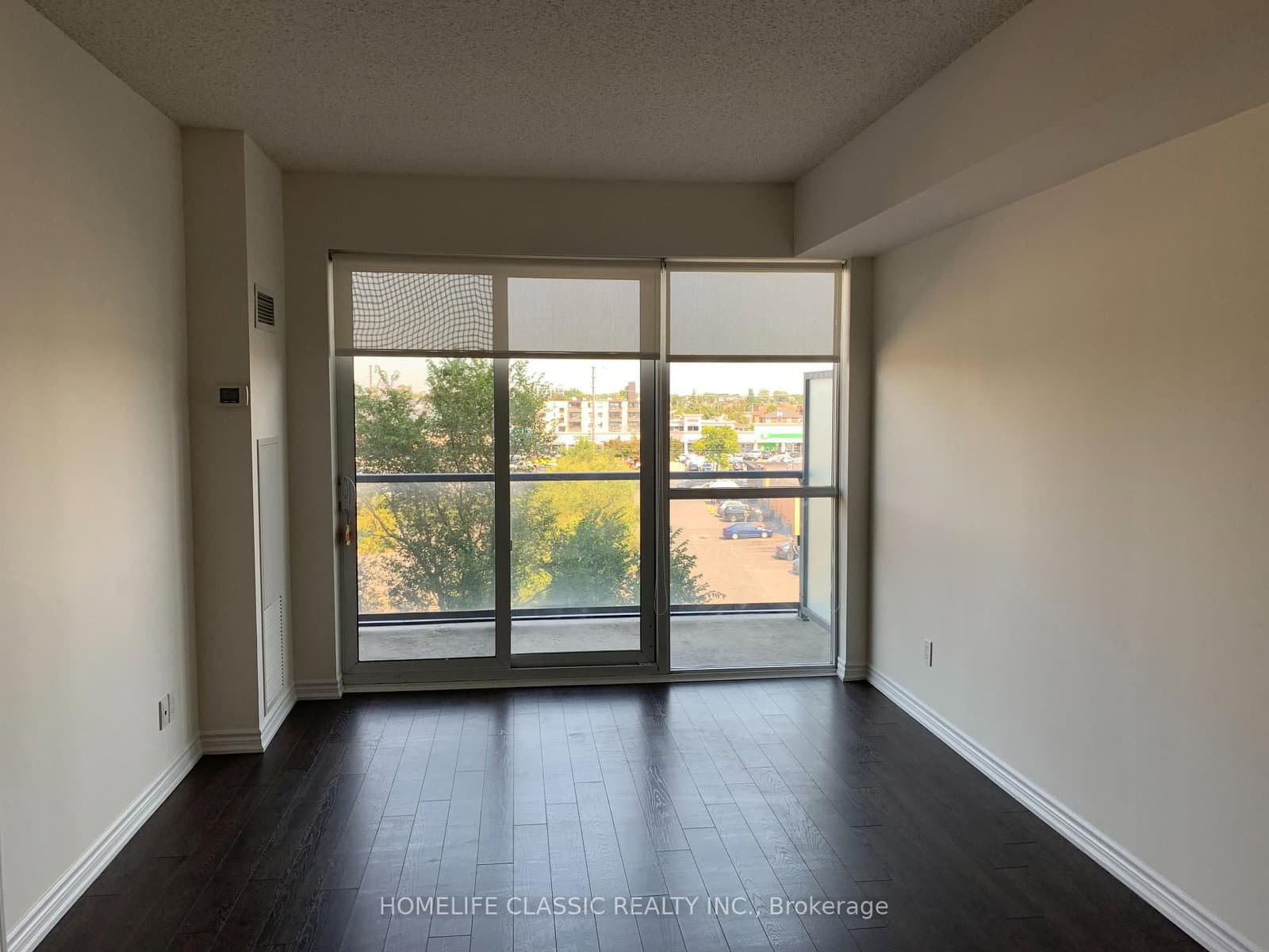 15 James Finlay Way, Unit 611 thumbnail 7