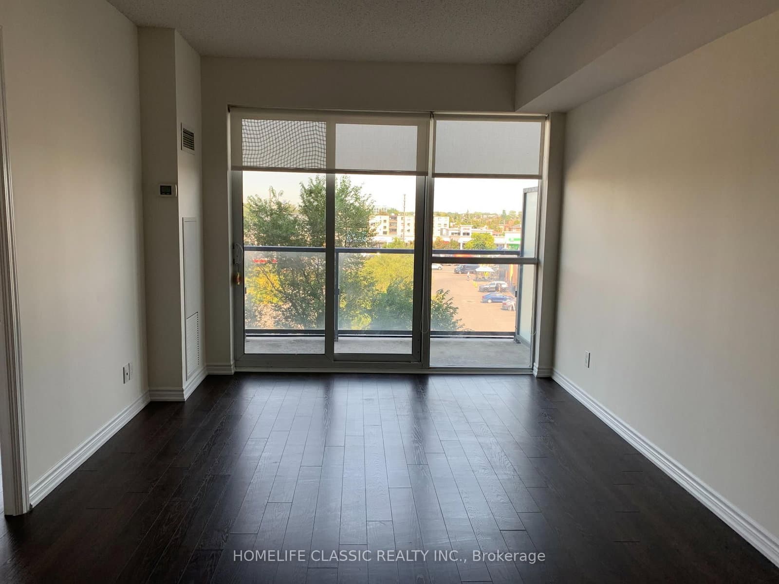 15 James Finlay Way, Unit 611 thumbnail 8