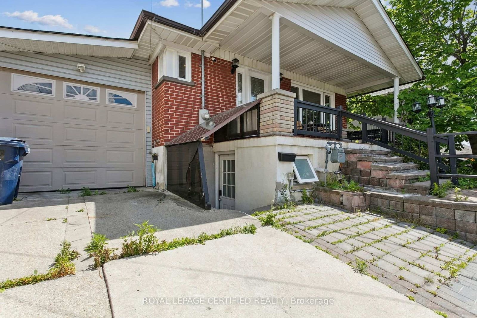 33 Donald Avenue thumbnail 3