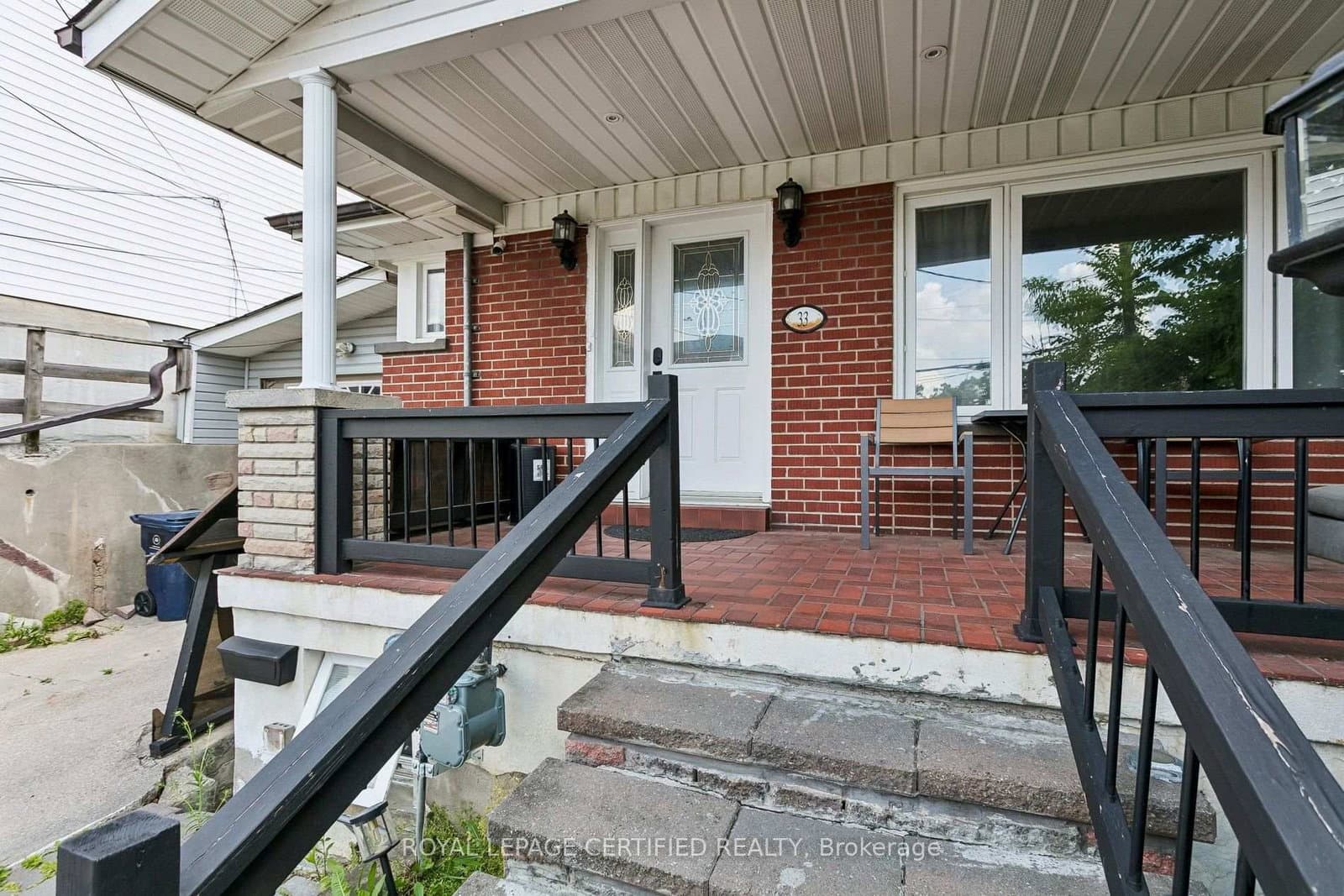 33 Donald Avenue thumbnail 4