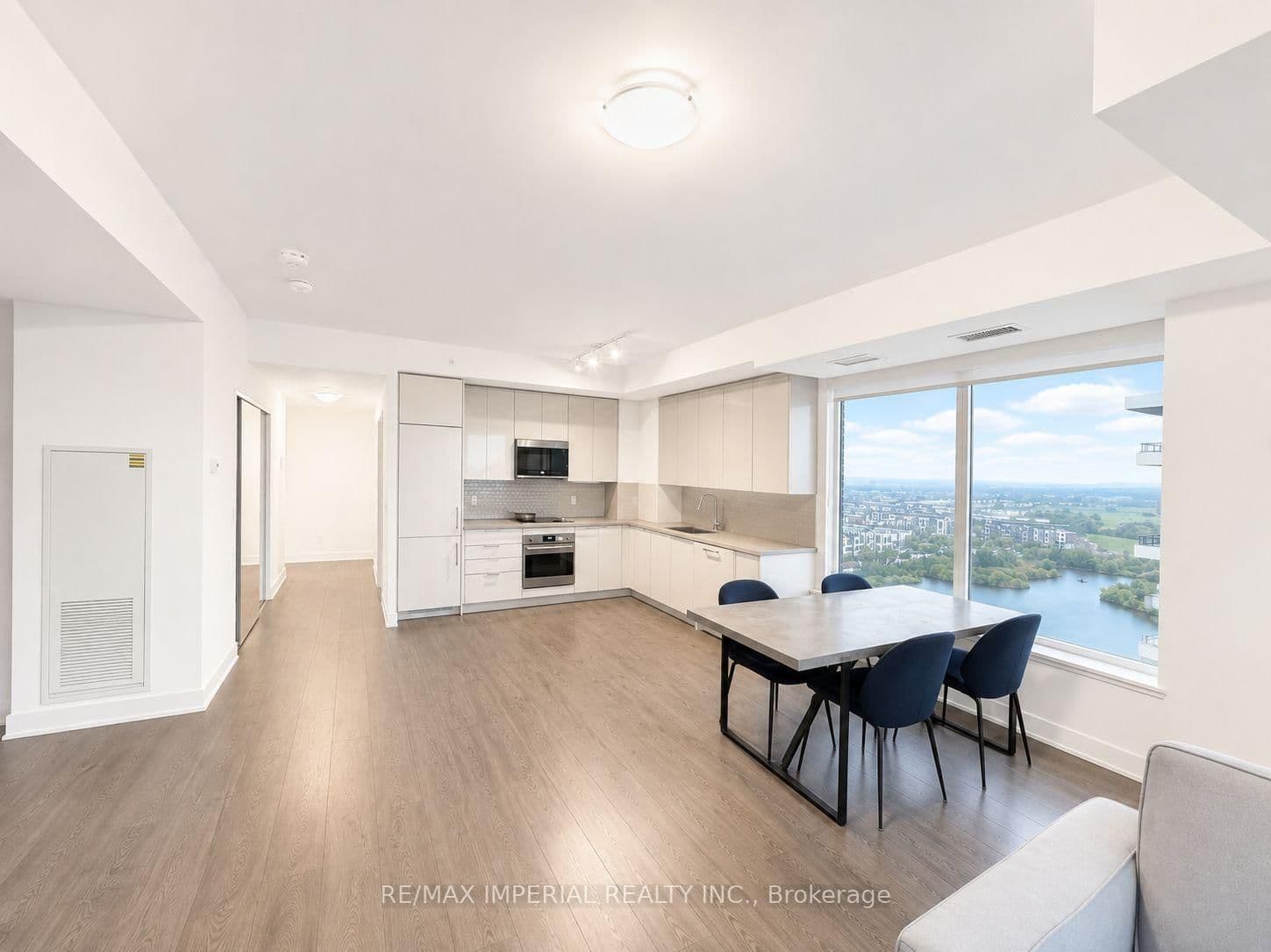 2481 Taunton Road, Unit 1303 thumbnail 8