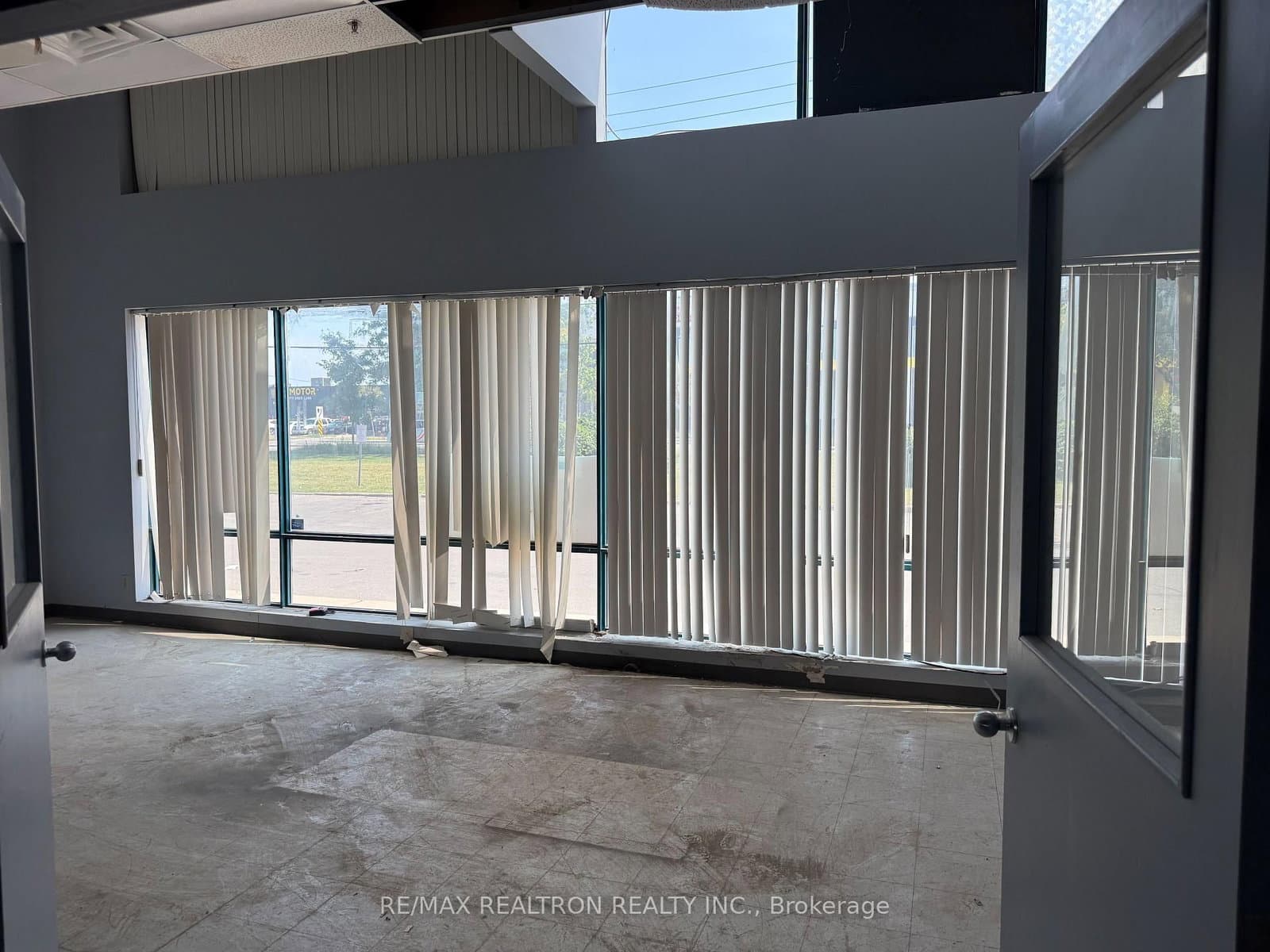1270 Finch Avenue W, Unit 3 thumbnail 6