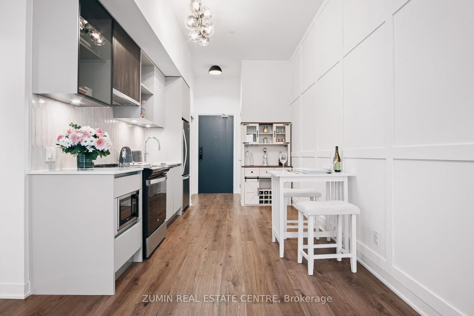 395 Dundas Street W, Unit 110 thumbnail 10